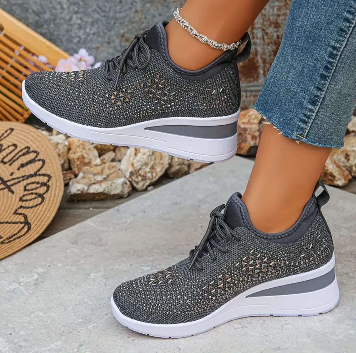 ane™ – Naisten nauhakengät